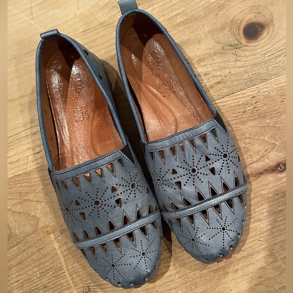 Spring Step Women’s Fusaro Leather Loafers dusty blue slip-on casual 38 7.5 8 - Picture 1 of 5